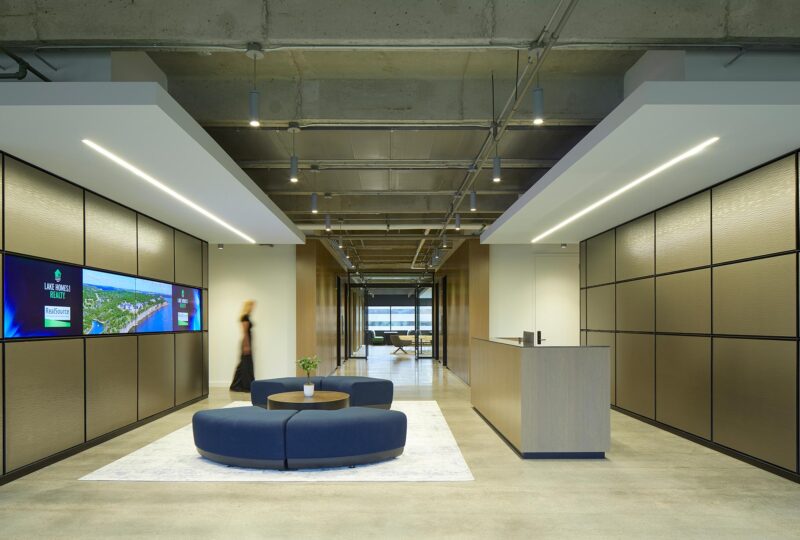 Lake Homes Realty: Image 1