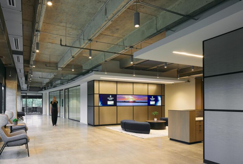 Lake Homes Realty: Image 2