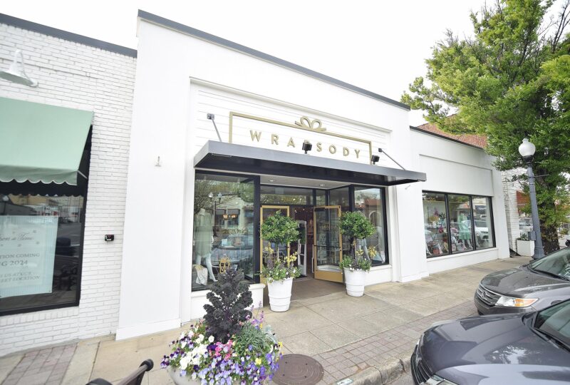 Retail & Restaurants Suites: Image 4